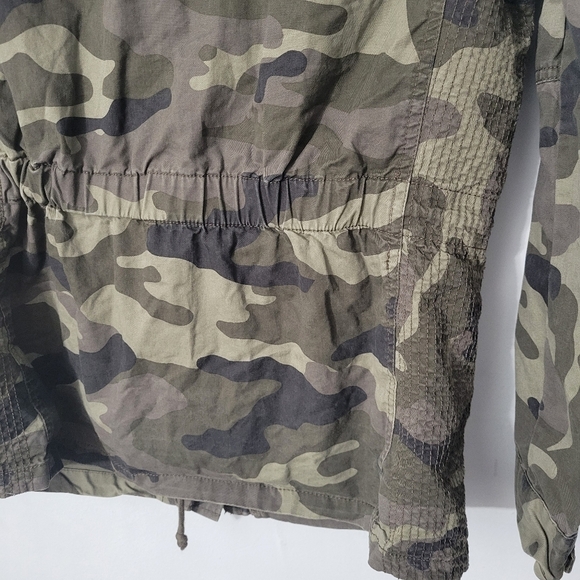 Love Tree Green Camo Full Zip Utility Jacket - Picture 10 of 11
